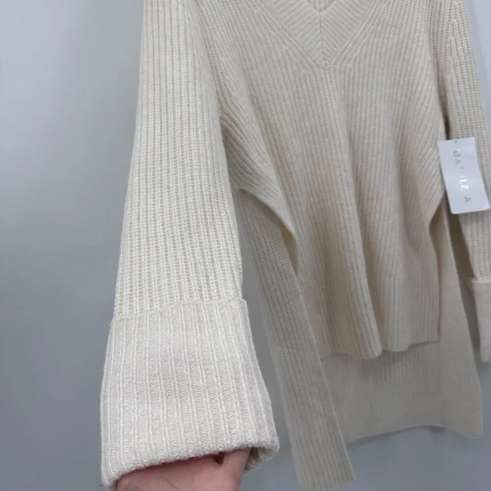 Athleta Shasta V Neck Wool Blend Knit Oversized Sweater XXS